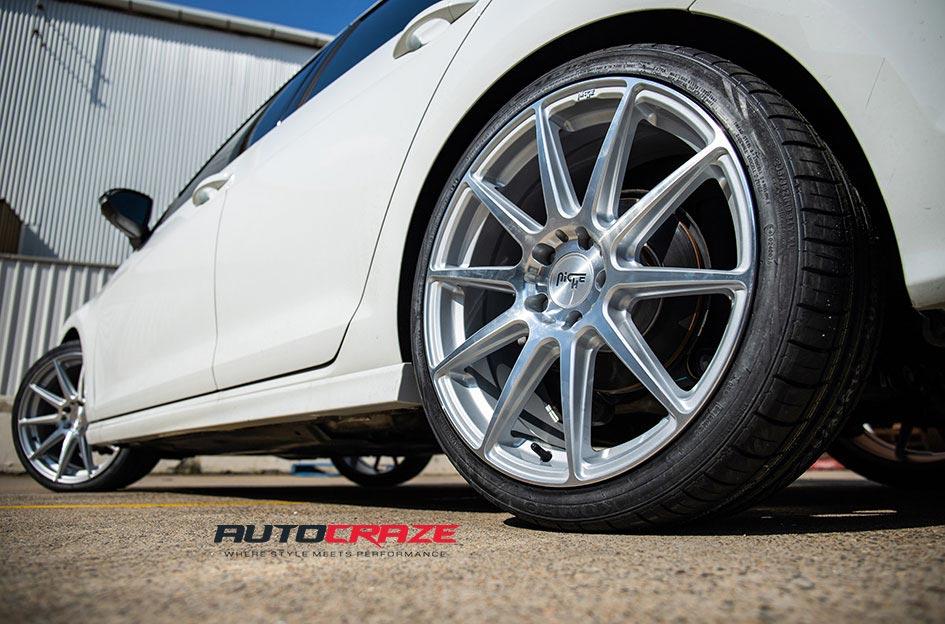VOLKSWAGEN GOLF ESSEN SILVER MACHINED FACE